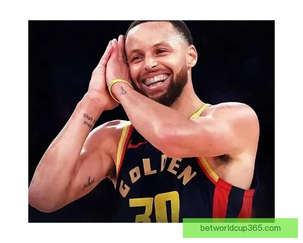 库里谈伤势复出未可预测 希望通过回归提振勇士士气